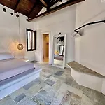 Aeolos & - Pelion Chorefton