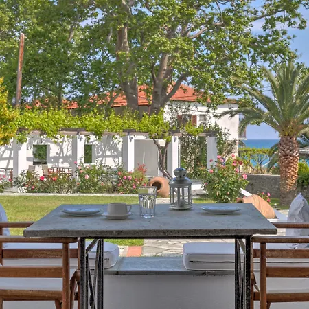 Апарт-отель Aeolos Hotel & Villas Pelion Chorefto 4*