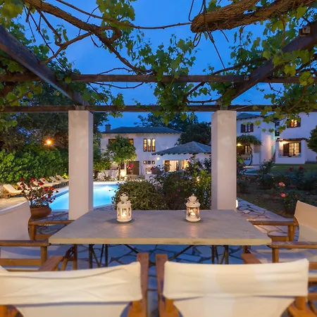 Aeolos & - Pelion Aparthotel 4*