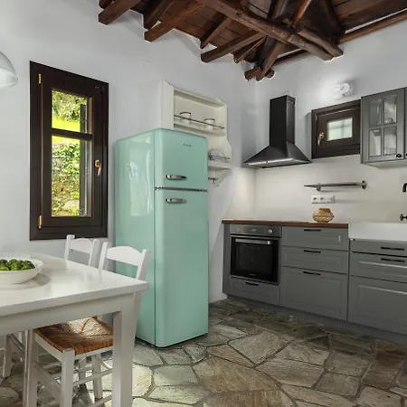 Aeolos Hotel & Villas Pelion Chorefto شقة فندقية