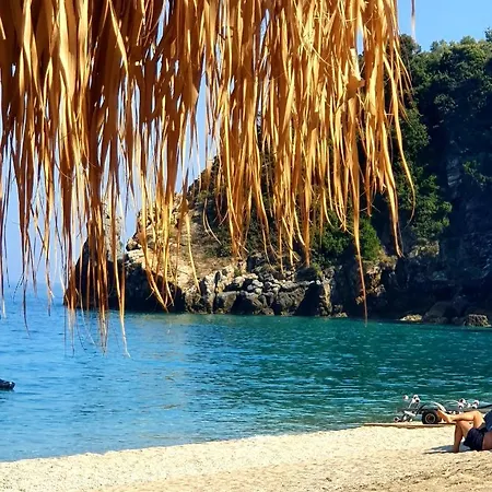 Апарт-отель Aeolos Hotel & Villas Pelion Chorefto 4*