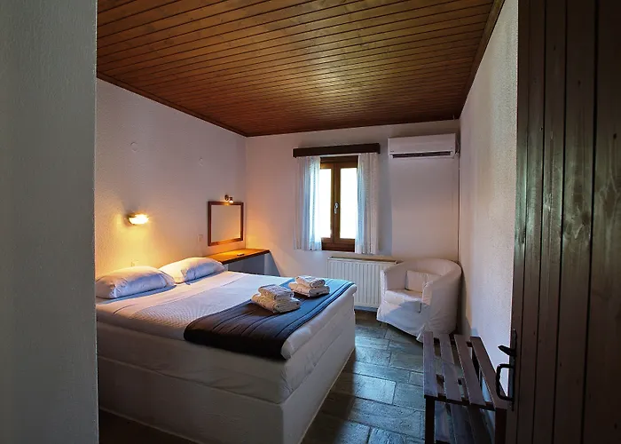 Aeolos & - Pelion Chorefton