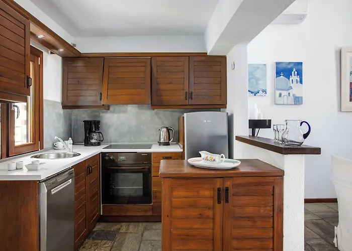 Aeolos & - Pelion Chorefton